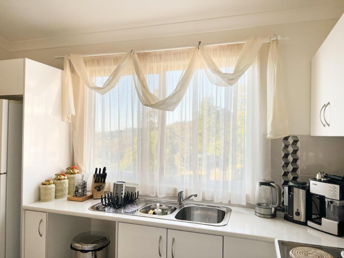 Bright & Beautiful Home On The Hills! Kelmscott Esterno foto